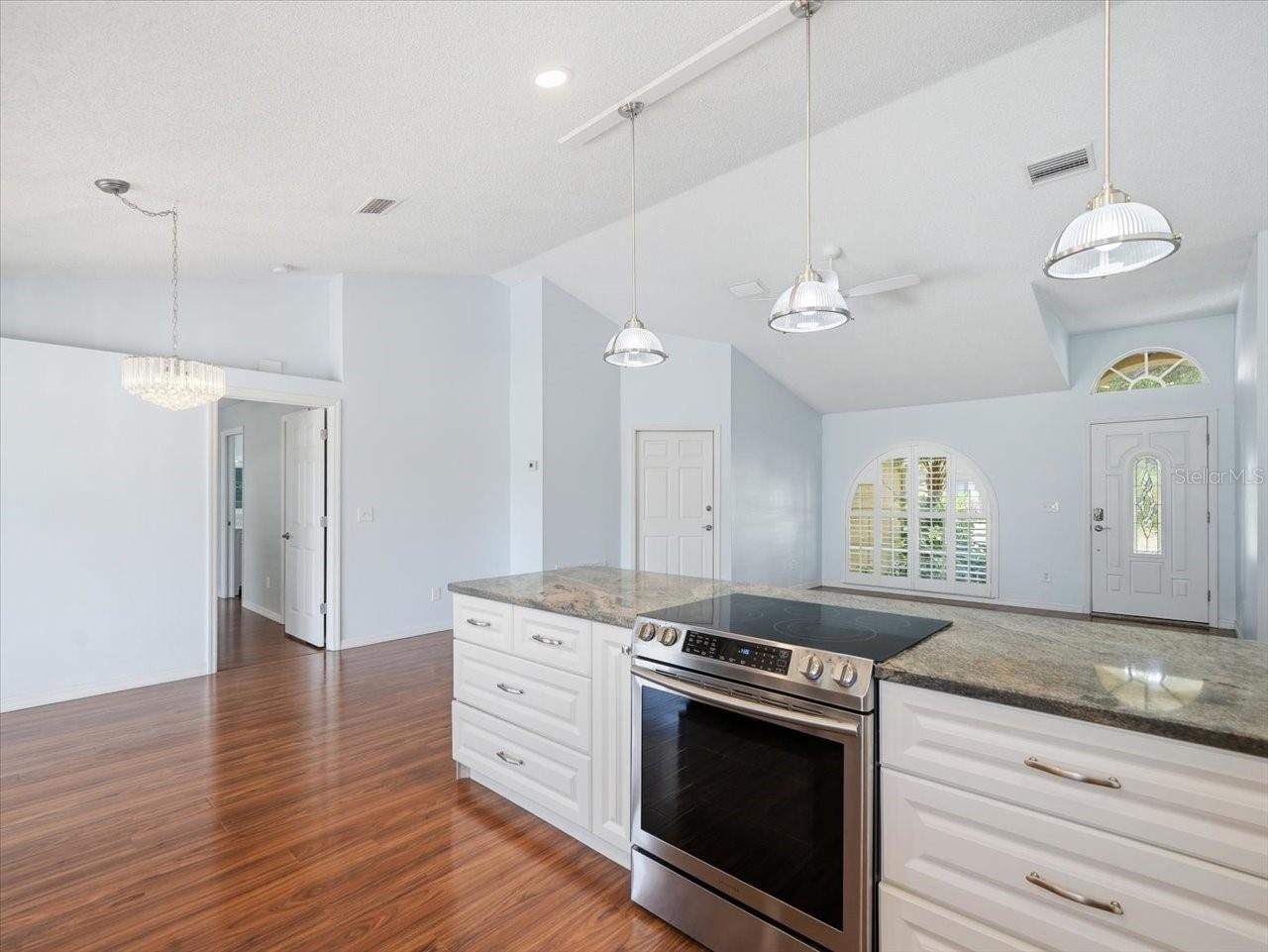 LYNNDALE SUB - Residential