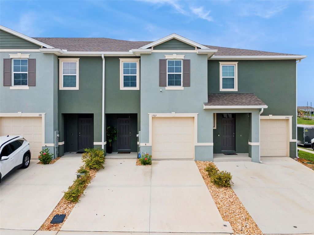 Photo of 1707 Wooden Street, Davenport, FL 33837 (MLS # O6428108)