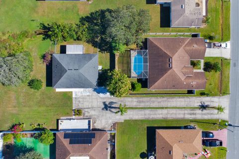 A home in KISSIMMEE