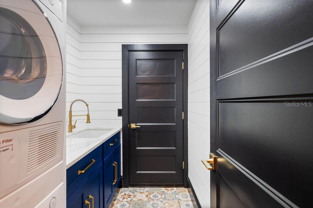 WATERVIEW TWNHMS SEC 02 - Residential