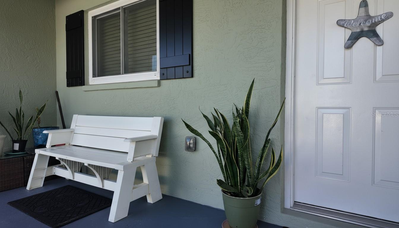 SOUTH VENICE - Residential Lease