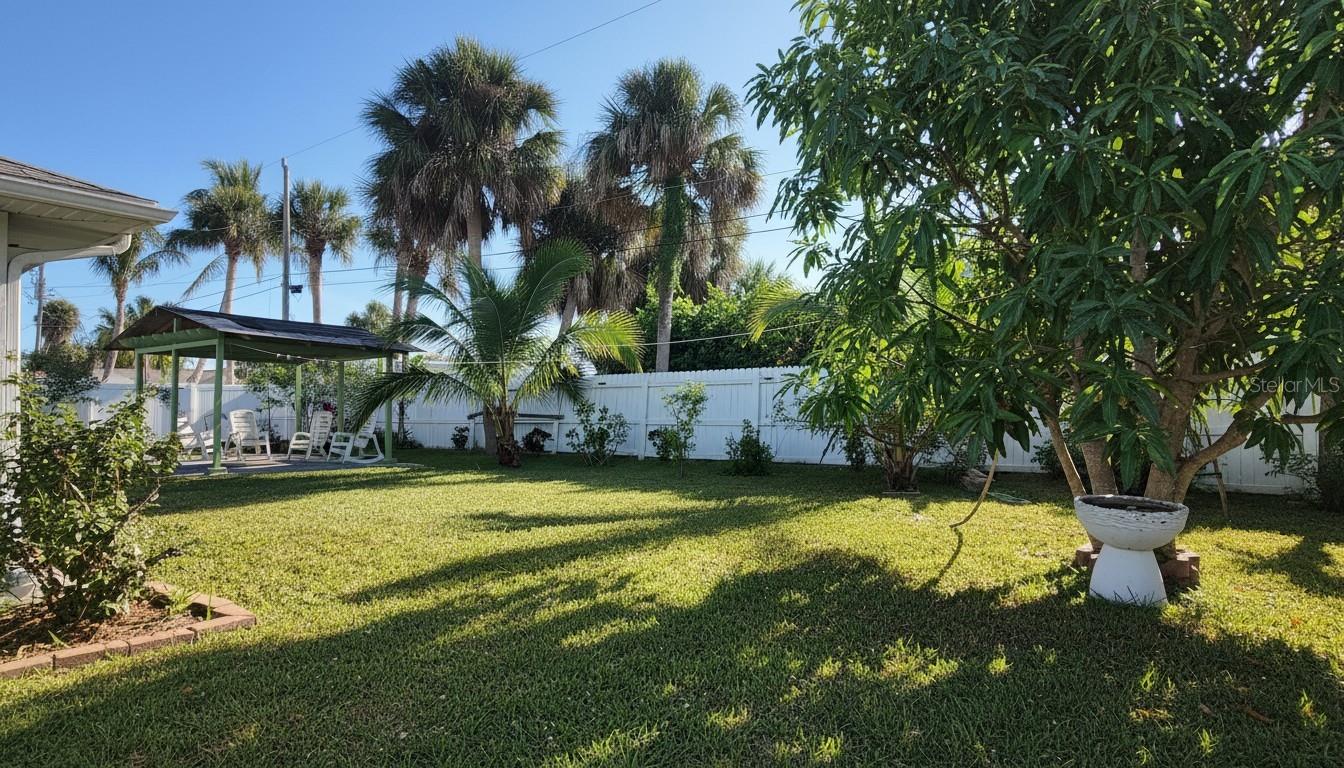 SOUTH VENICE - Residential Lease