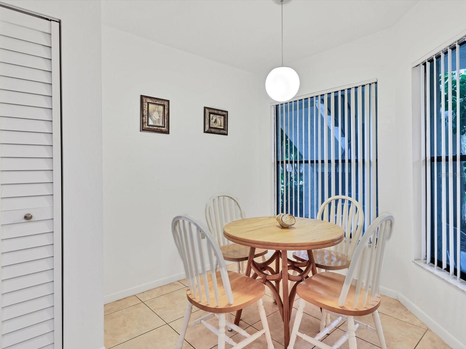 SHOREWALK BATH & TENNIS CLB 7&8 - Residential