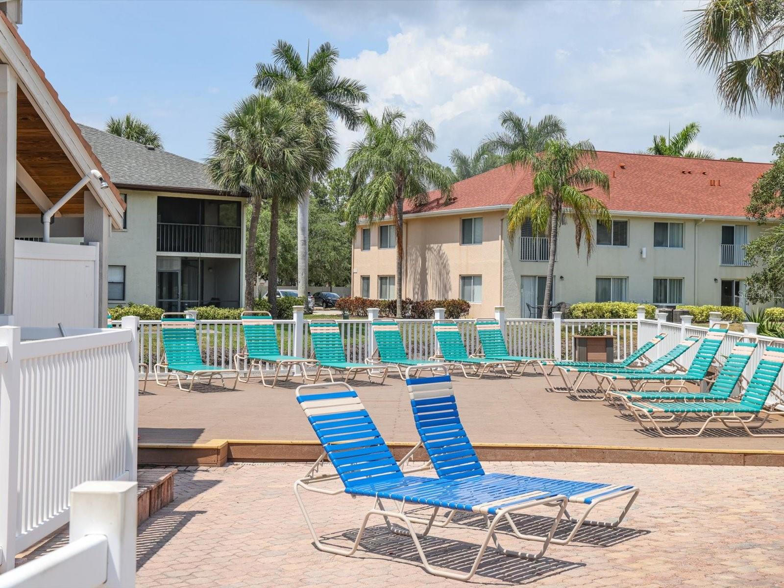 SHOREWALK BATH & TENNIS CLB 7&8 - Residential