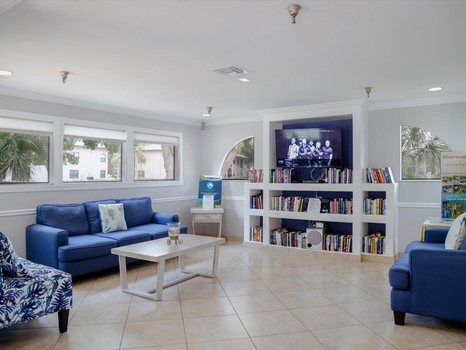 SHOREWALK BATH & TENNIS CLB 7&8 - Residential