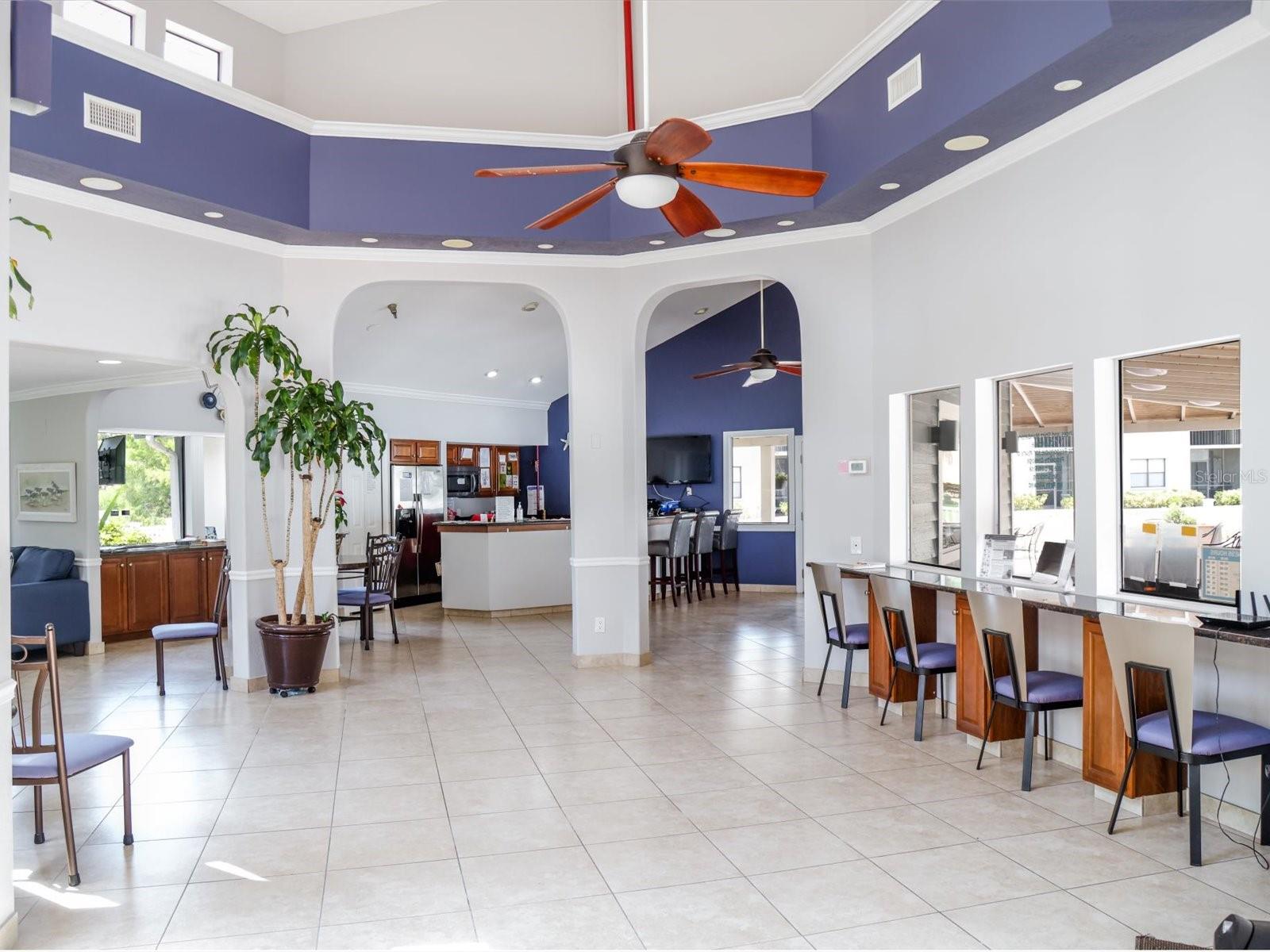 SHOREWALK BATH & TENNIS CLB 7&8 - Residential