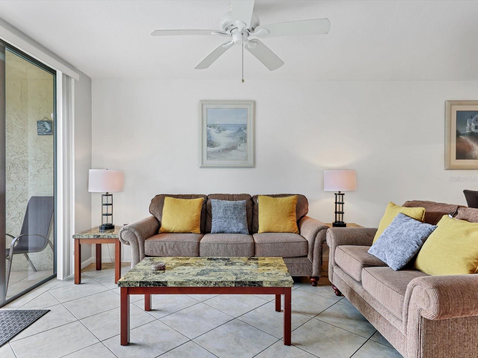 SHOREWALK BATH & TENNIS CLB 7&8 - Residential