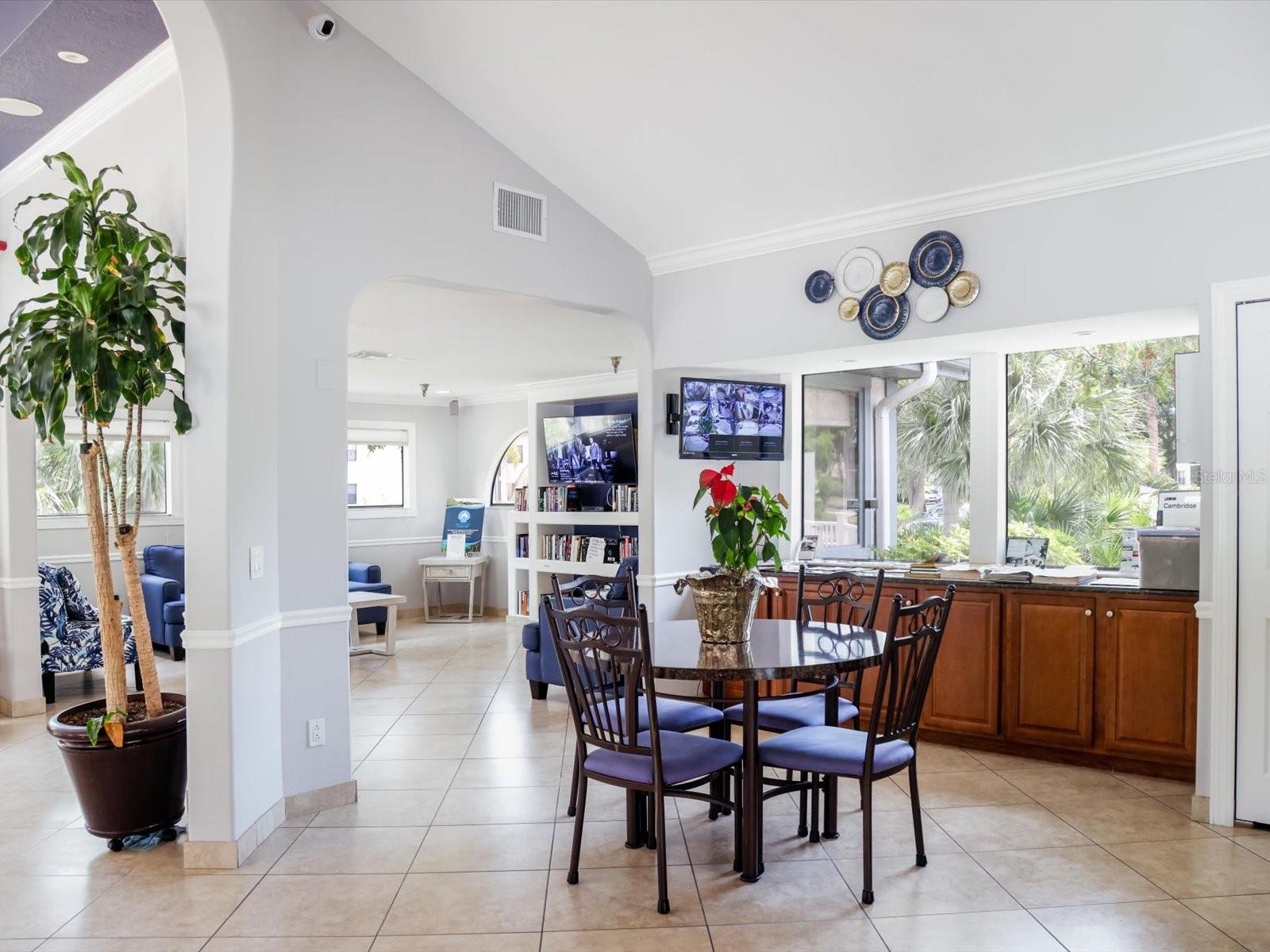 SHOREWALK BATH & TENNIS CLB 7&8 - Residential