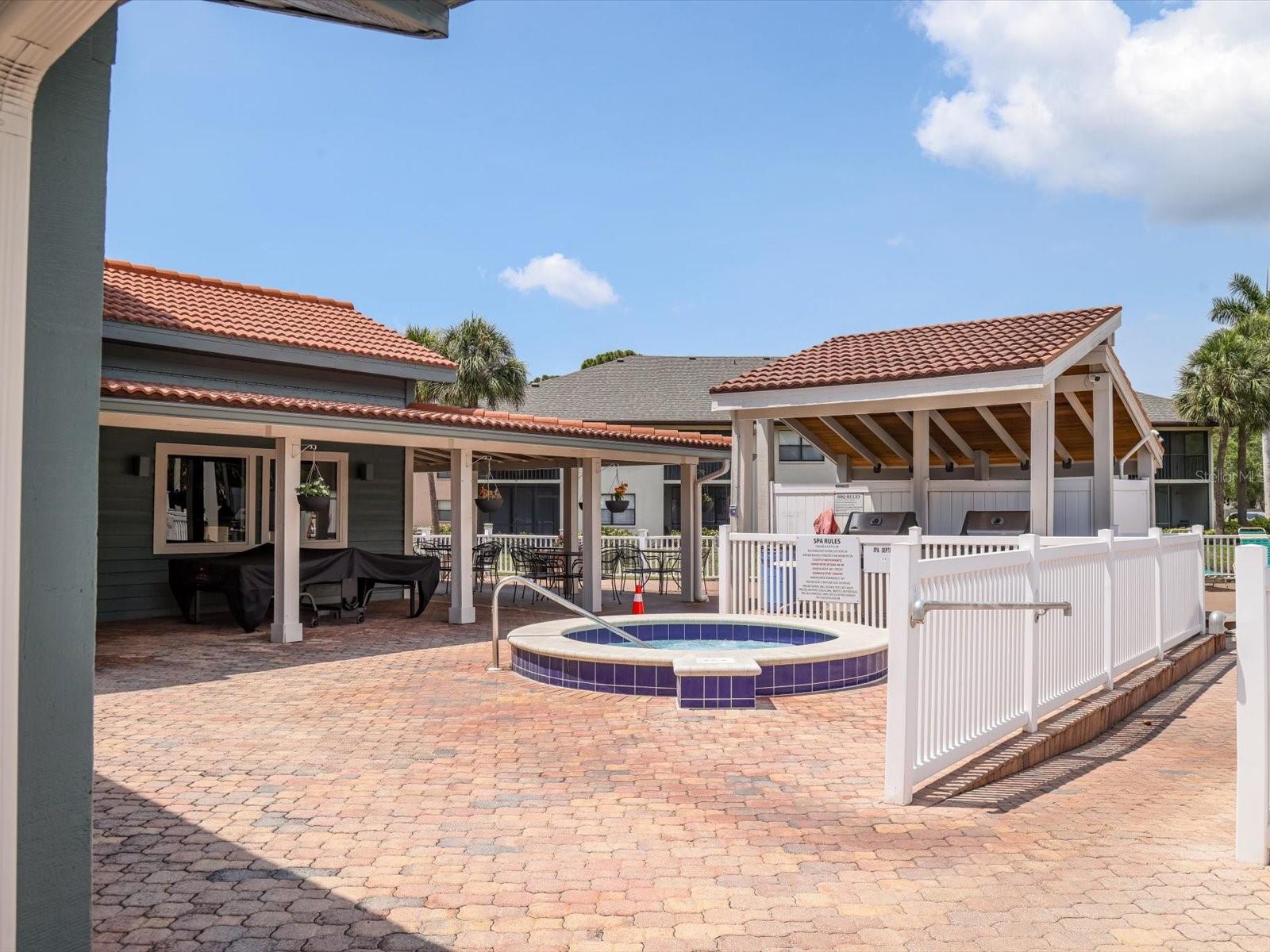 SHOREWALK BATH & TENNIS CLB 7&8 - Residential