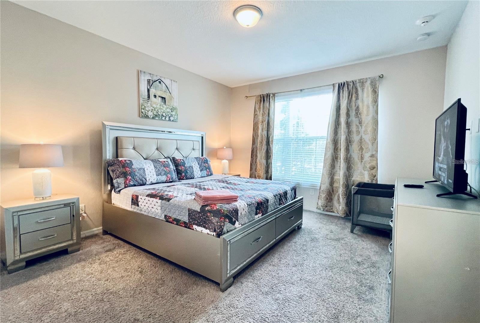 9008 SUNSHINE RIDGE LOOP