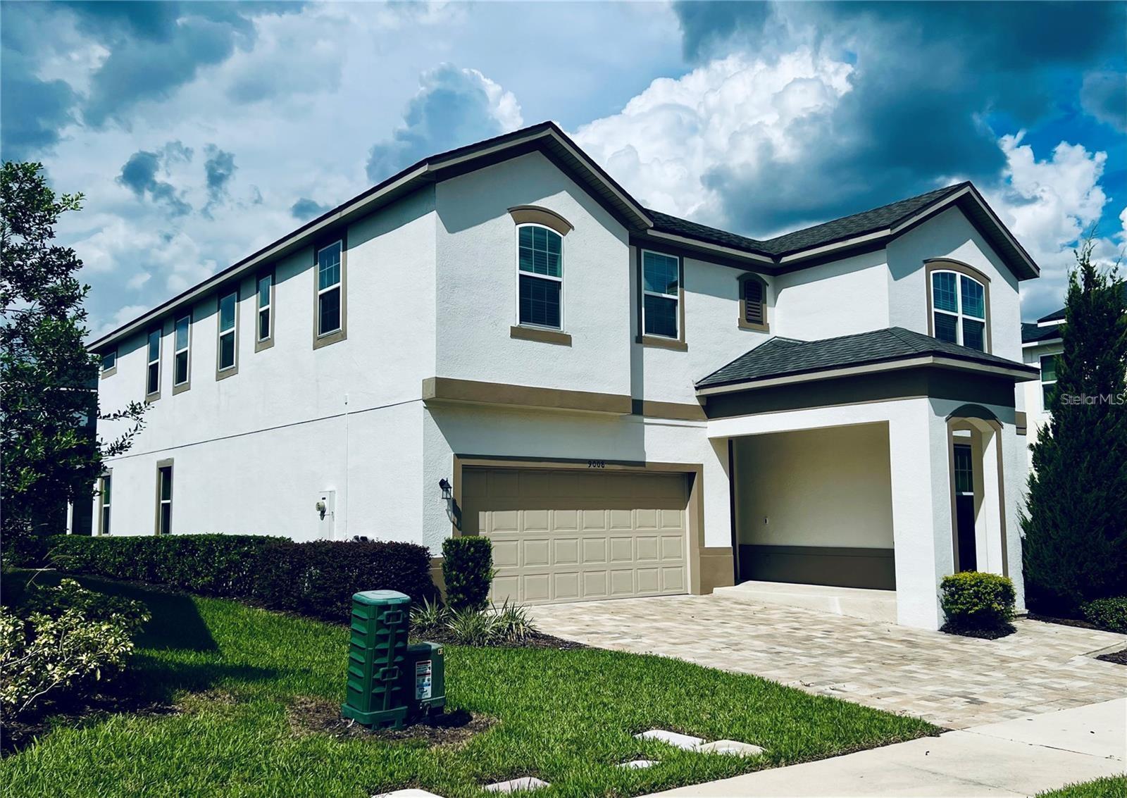 9008 SUNSHINE RIDGE LOOP