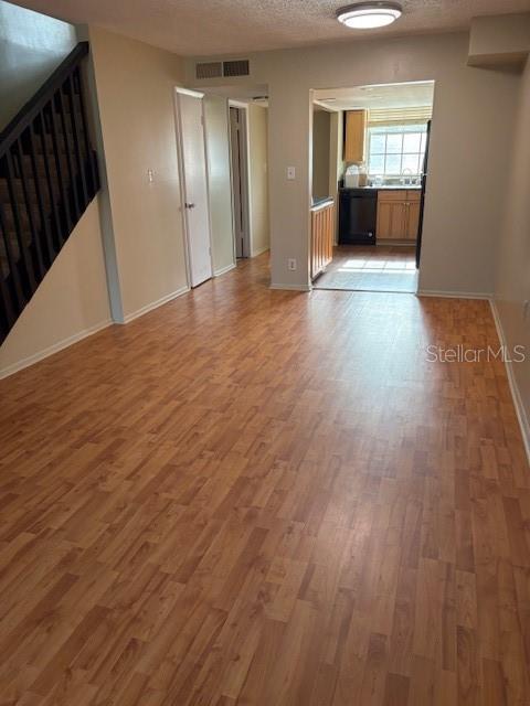 RUSSELL WOOD CONDO - Residential Lease