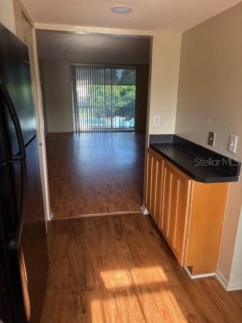 RUSSELL WOOD CONDO - Residential Lease