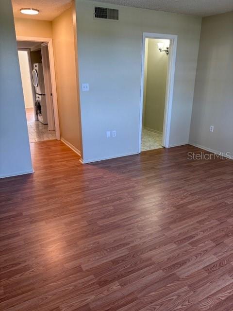 RUSSELL WOOD CONDO - Residential Lease