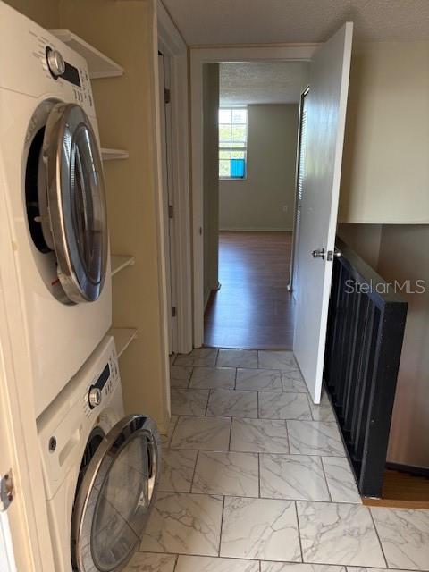 RUSSELL WOOD CONDO - Residential Lease