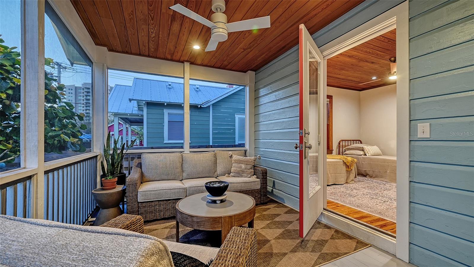 LAUREL PARK - Residential