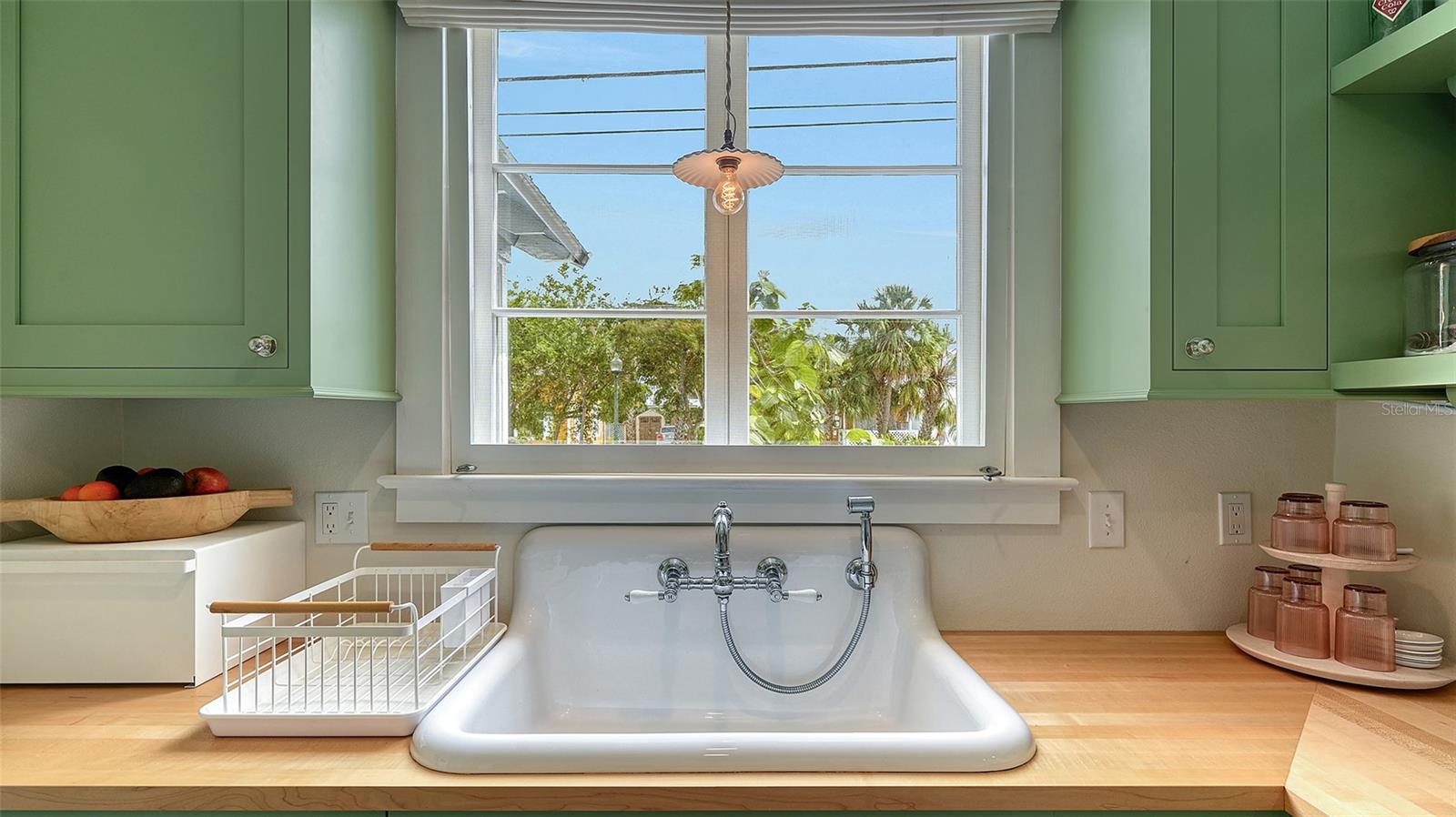 LAUREL PARK - Residential