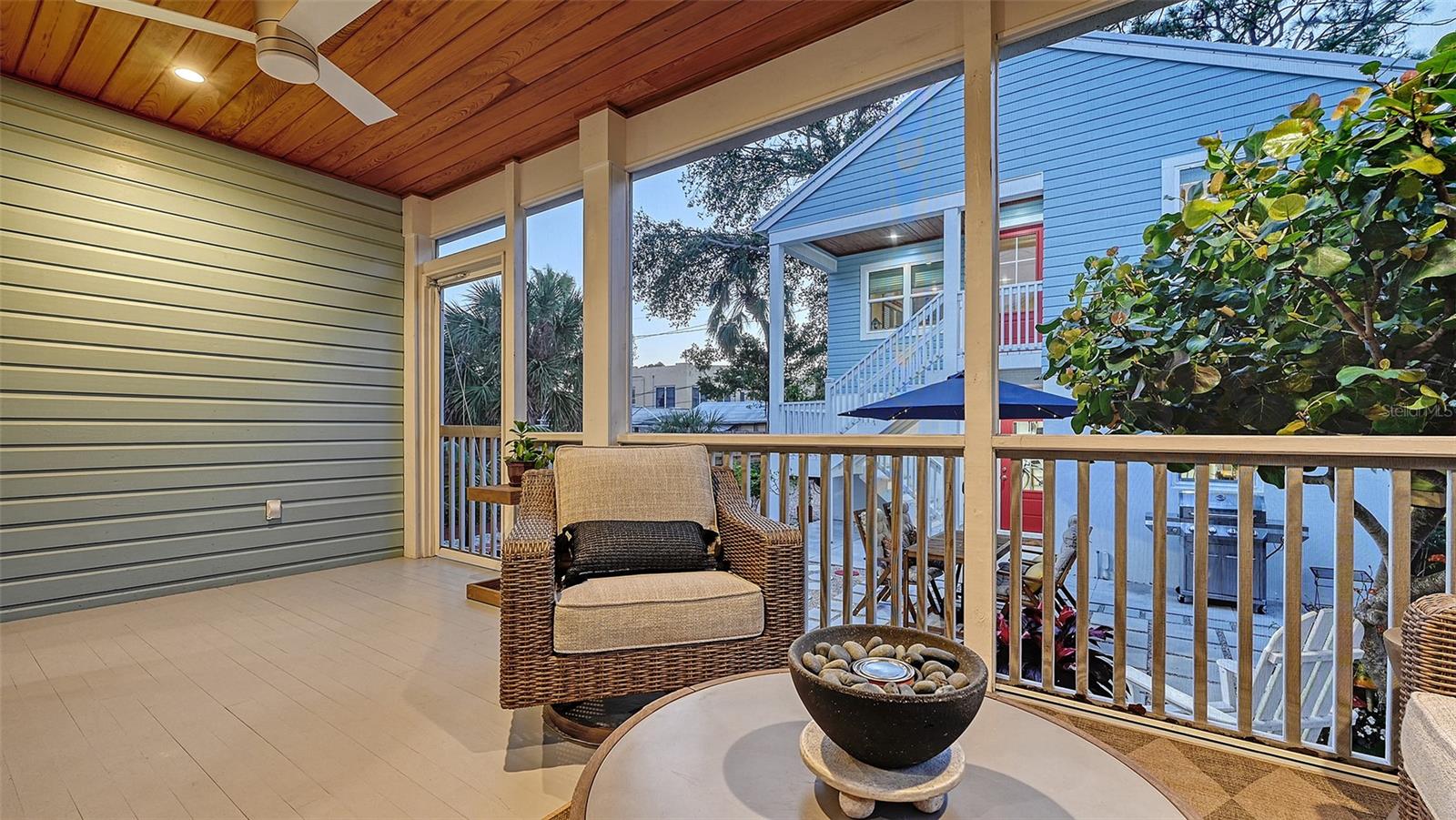 LAUREL PARK - Residential