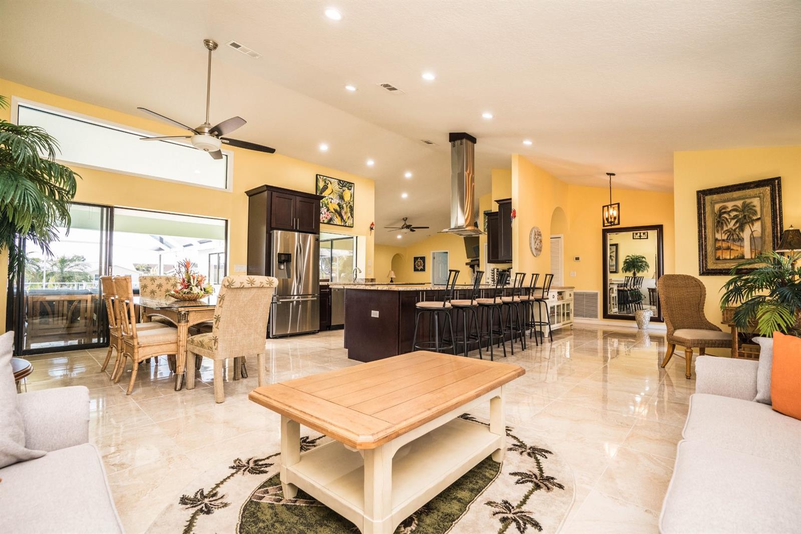 APOLLO BEACH UNIT SIX - Residential