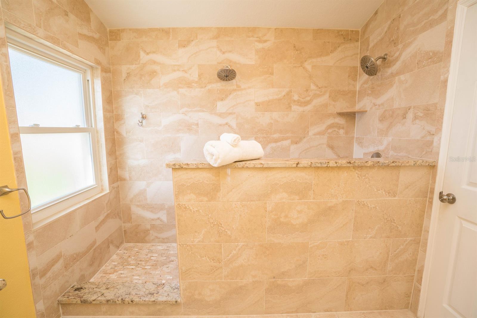 APOLLO BEACH UNIT SIX - Residential