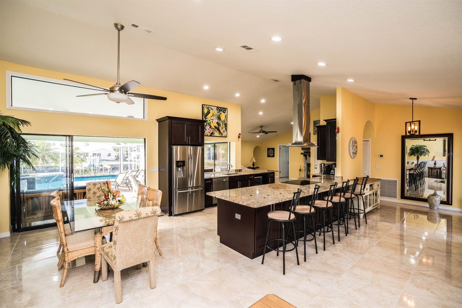 APOLLO BEACH UNIT SIX - Residential