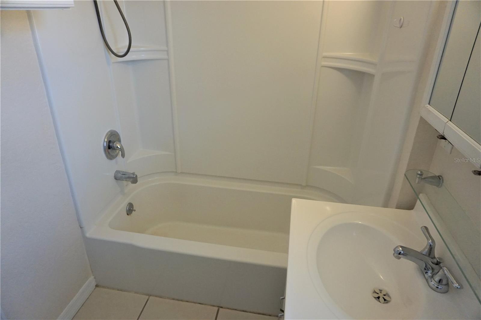 SUMMER HILL SUB - Residential Lease