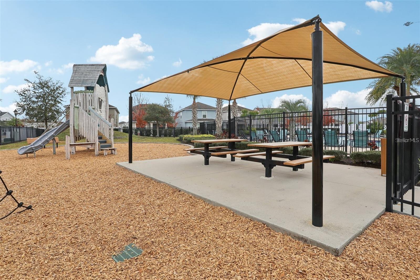 STOREY LAKE TR K - Residential