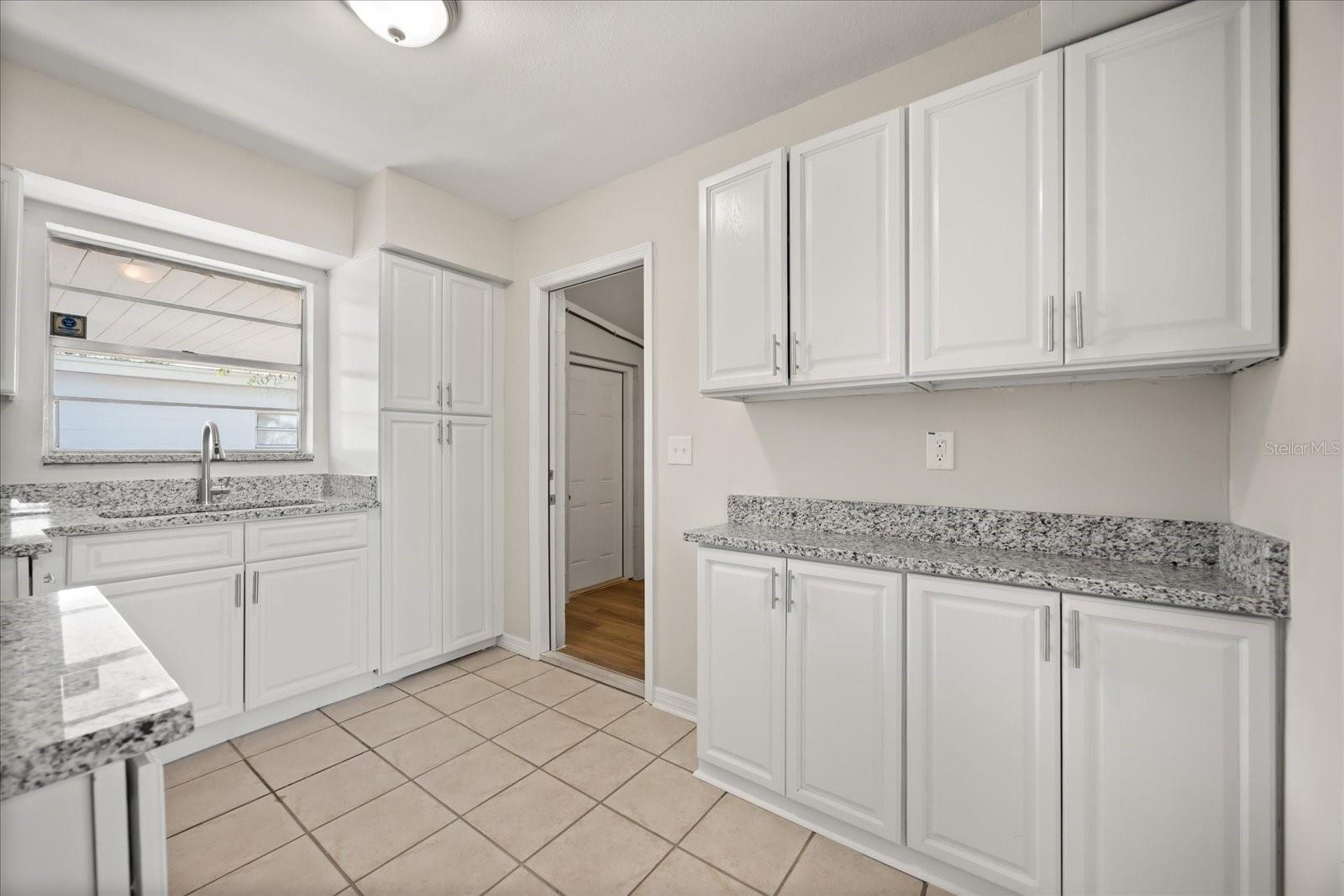 EVANS VILLAGE - Residential