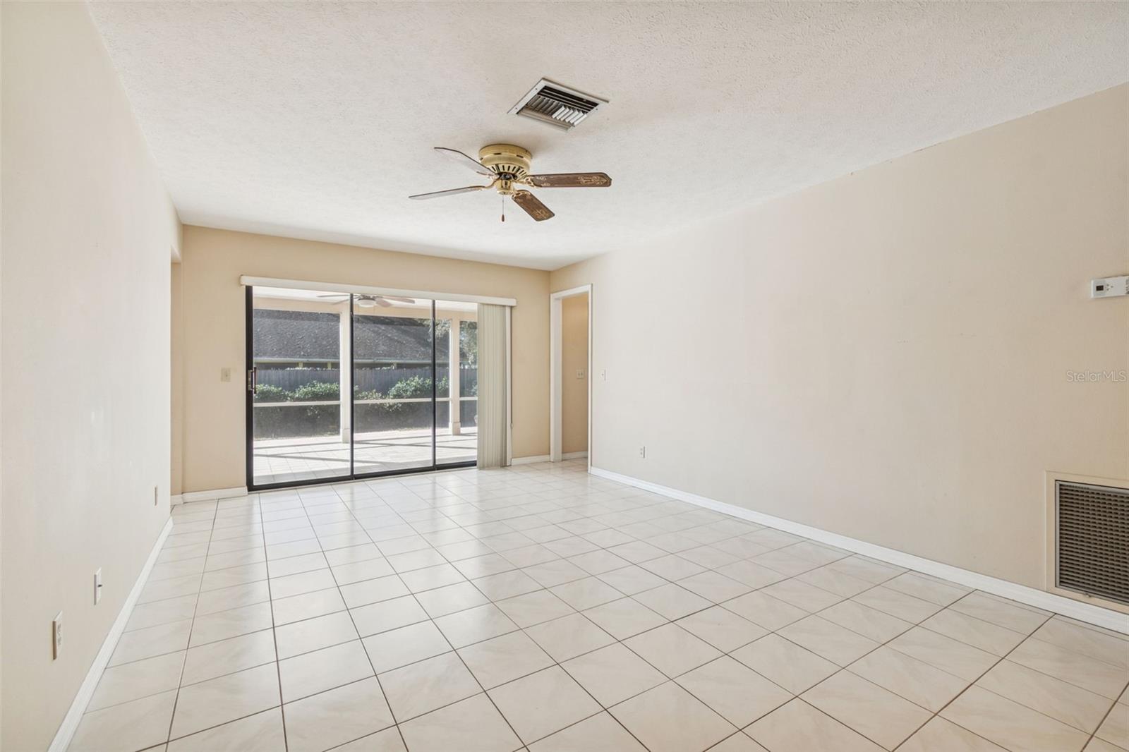 TEMPLE HILLS UNIT 1 - Residential