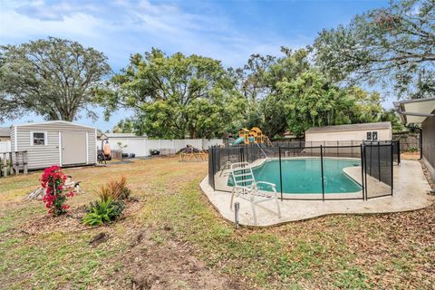 A home in VALRICO