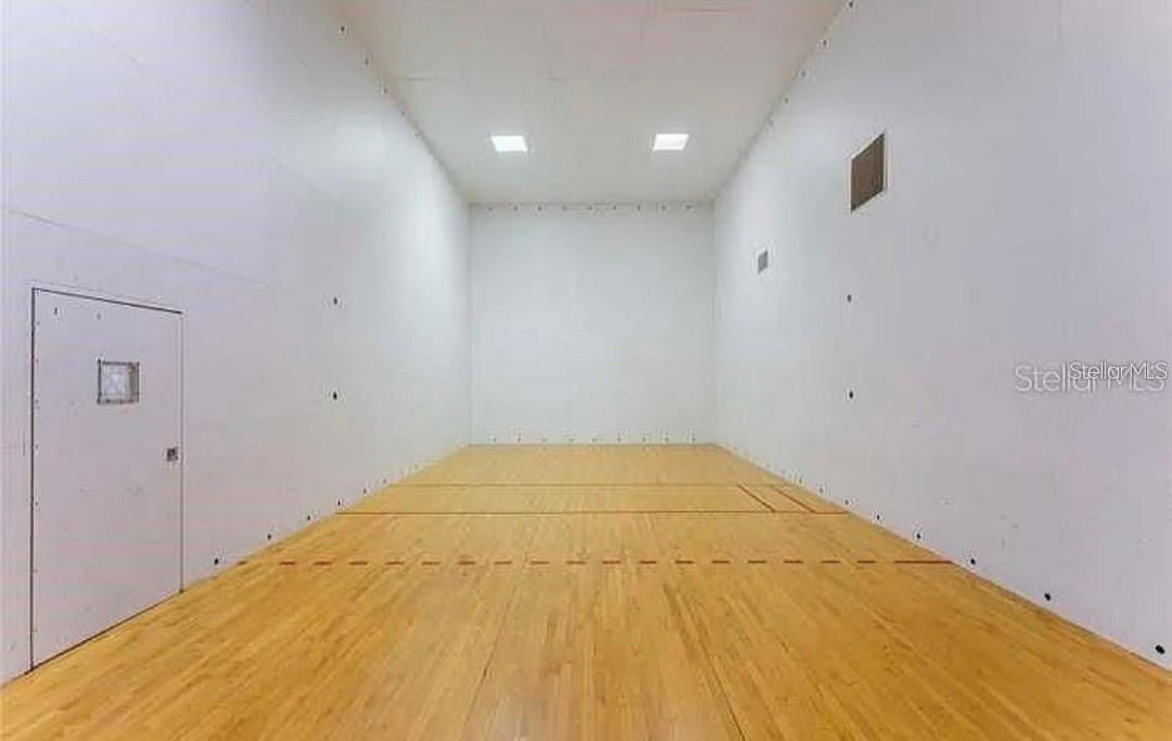 BONA VISTA CONDO - Residential Lease