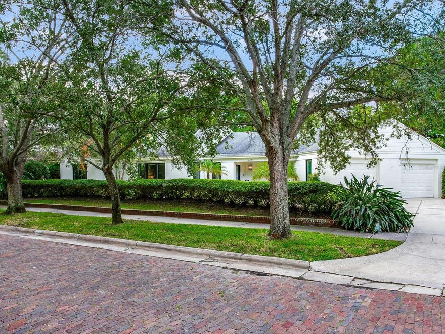 Welcome to this charming one-story home nestled on a quiet brick-lined street in the attractive Golf View neighborhood of South Tampa. Offering 2–3 bedrooms, two full bathrooms, and one half bath, this residence features a spacious great room, an updated kitchen that flows seamlessly into the dining area, and inviting living spaces that overlook a cozy, landscaped patio—perfect for relaxing or entertaining.
The property includes a side yard, a circular driveway, and a two-car garage. One side of the garage has been thoughtfully converted into an air-conditioned workspace and storage room, ideal for a home office, hobby area, or additional flex space.
Enjoy the unbeatable location with close proximity to Hyde Park, Soho, Davis Islands, Channelside, Downtown Tampa, and Water Street. A grocery store is conveniently located just one block away, and Tampa International Airport, Midtown, shopping, major malls, and top schools are all just minutes from your door. Gulf beaches and local theme parks are approximately 20–45 minutes away.
Don’t miss your chance to tour this delightful home in the heart of South Tampa—schedule your showing today.