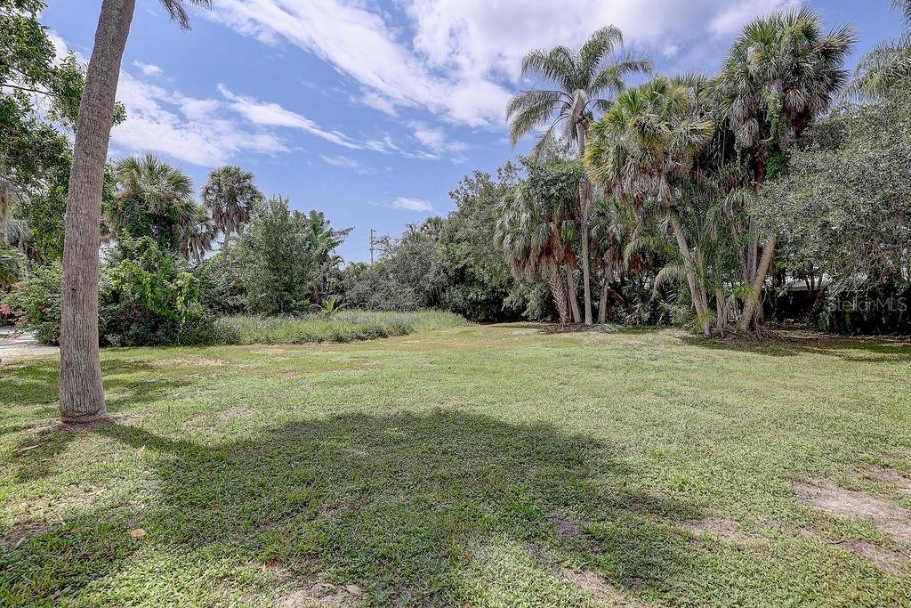 ACREAGE & UNREC - Residential