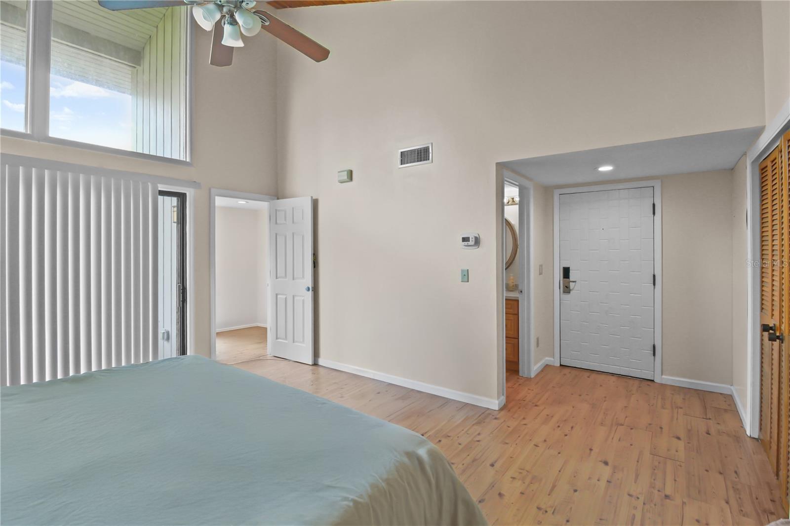 GRENELEFE CAMELOT CONDO UNIT 05 PH 01 - Residential