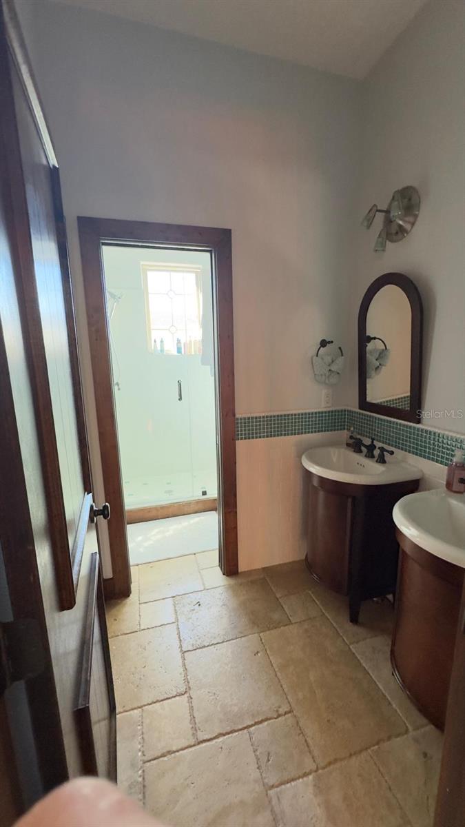 WOODACRE ESTATES OF NORTHDALE - Residential