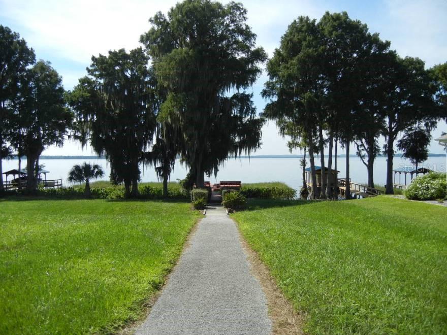 ROYAL HARBOR - Residential