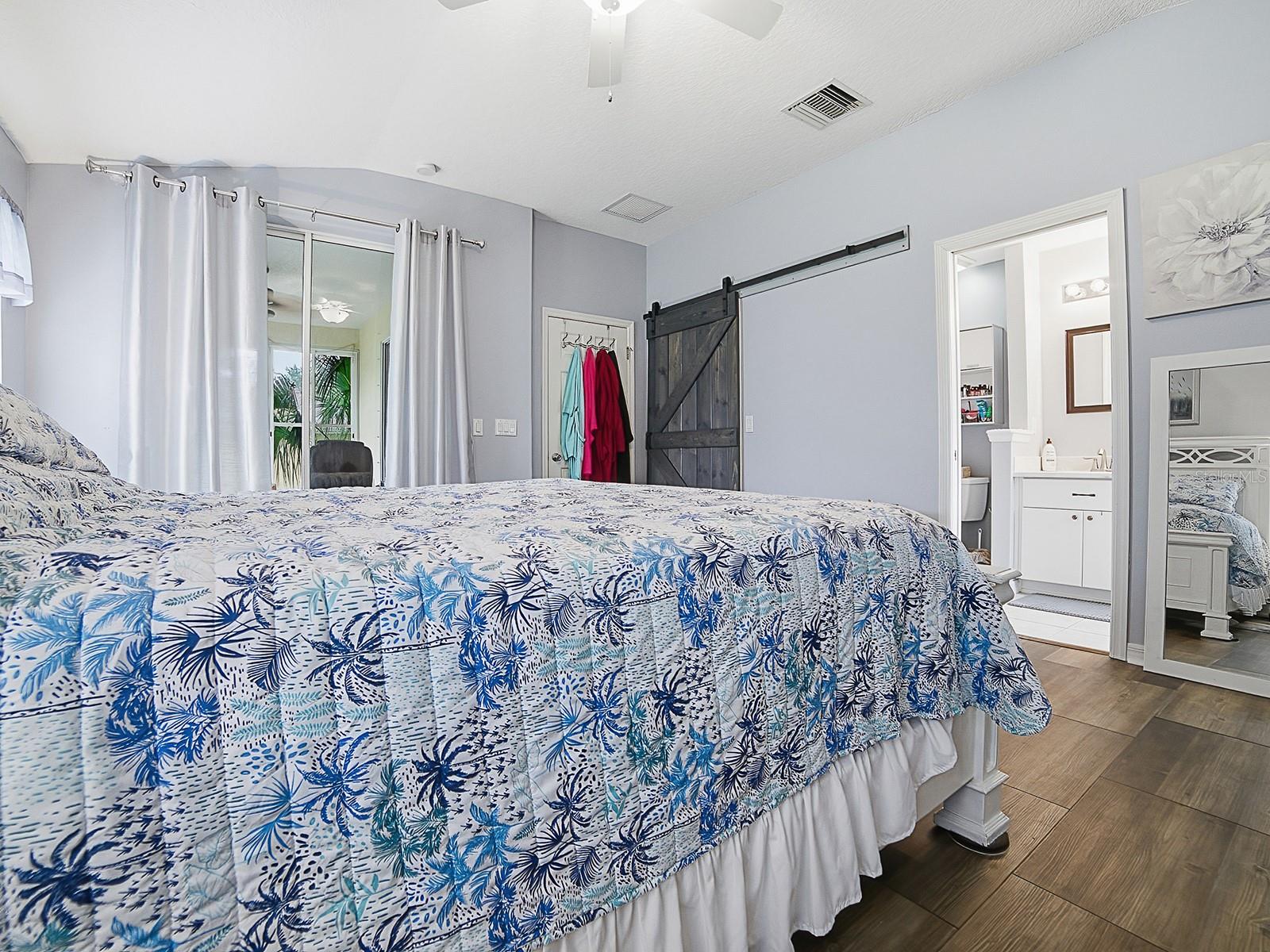 ROYAL HARBOR - Residential