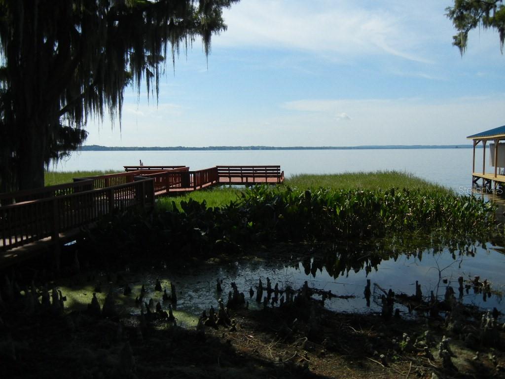 ROYAL HARBOR - Residential