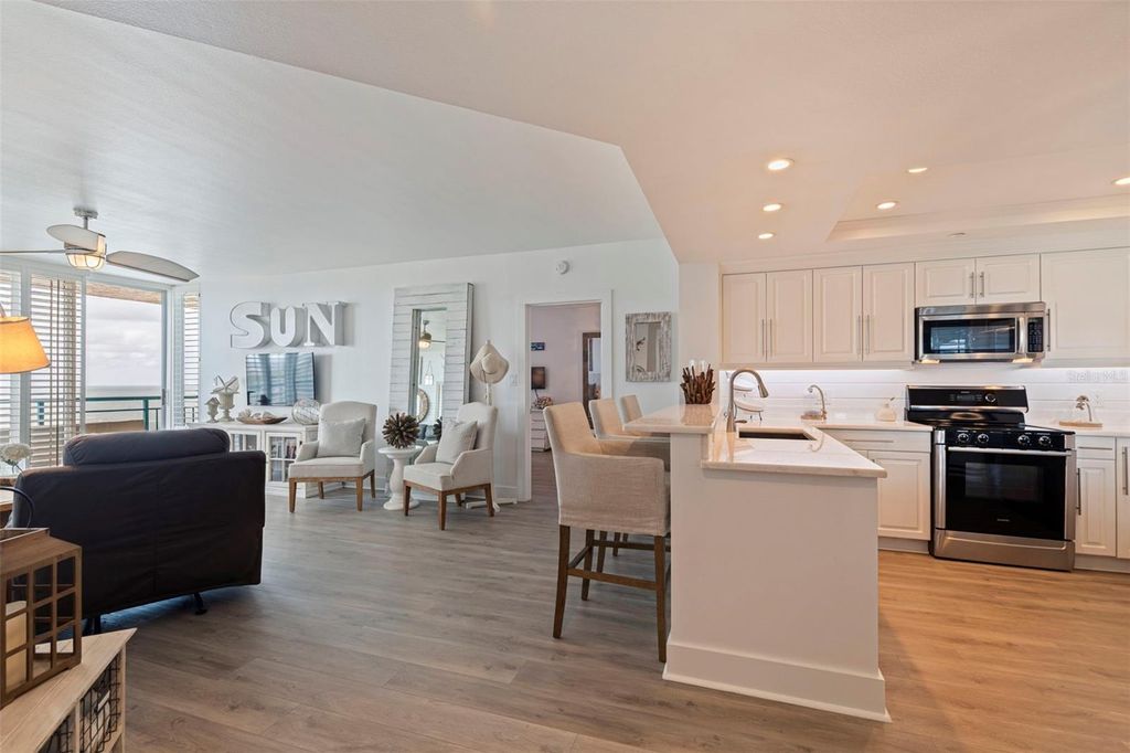 Photo of 1520 Gulf Boulevard #603, Clearwater Beach, FL 33767 (MLS # TB8434724)