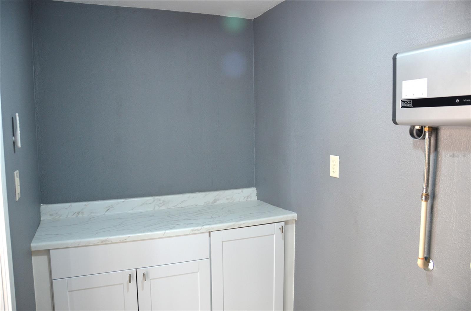 LEESBURG OAK CREST - Residential