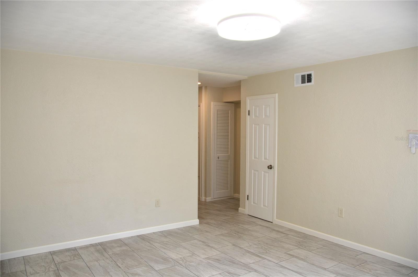 LEESBURG OAK CREST - Residential