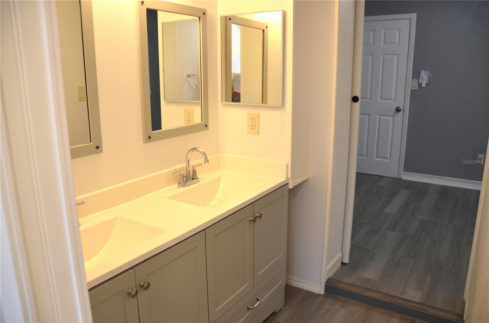 LEESBURG OAK CREST - Residential