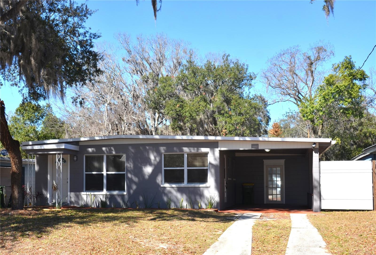 LEESBURG OAK CREST - Residential