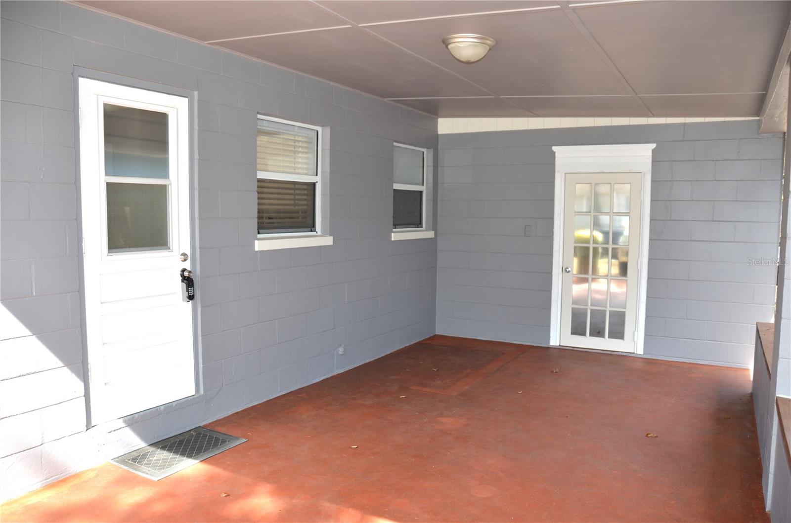 LEESBURG OAK CREST - Residential