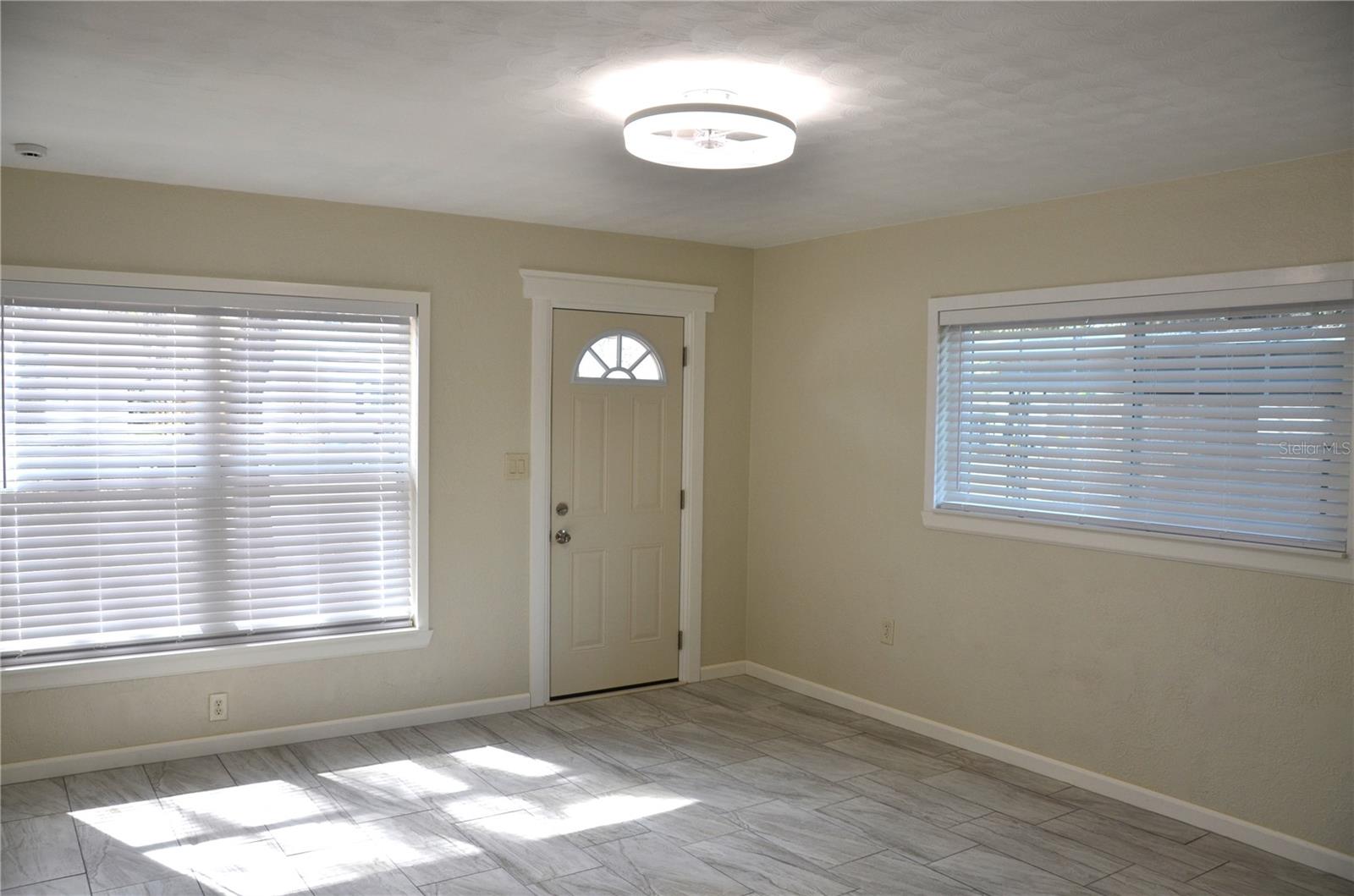 LEESBURG OAK CREST - Residential