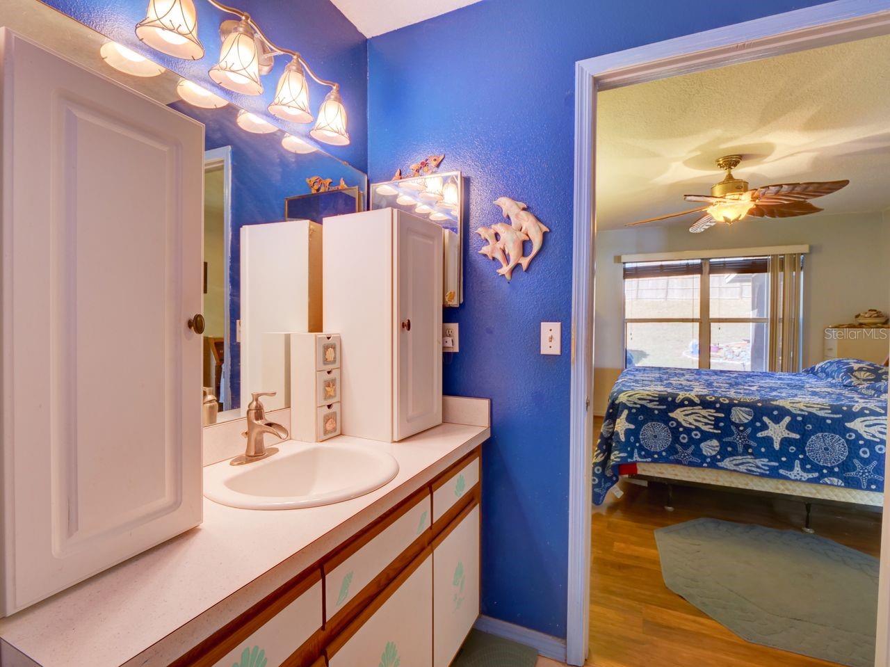 ROYAL RIDGE PH 01 - Residential