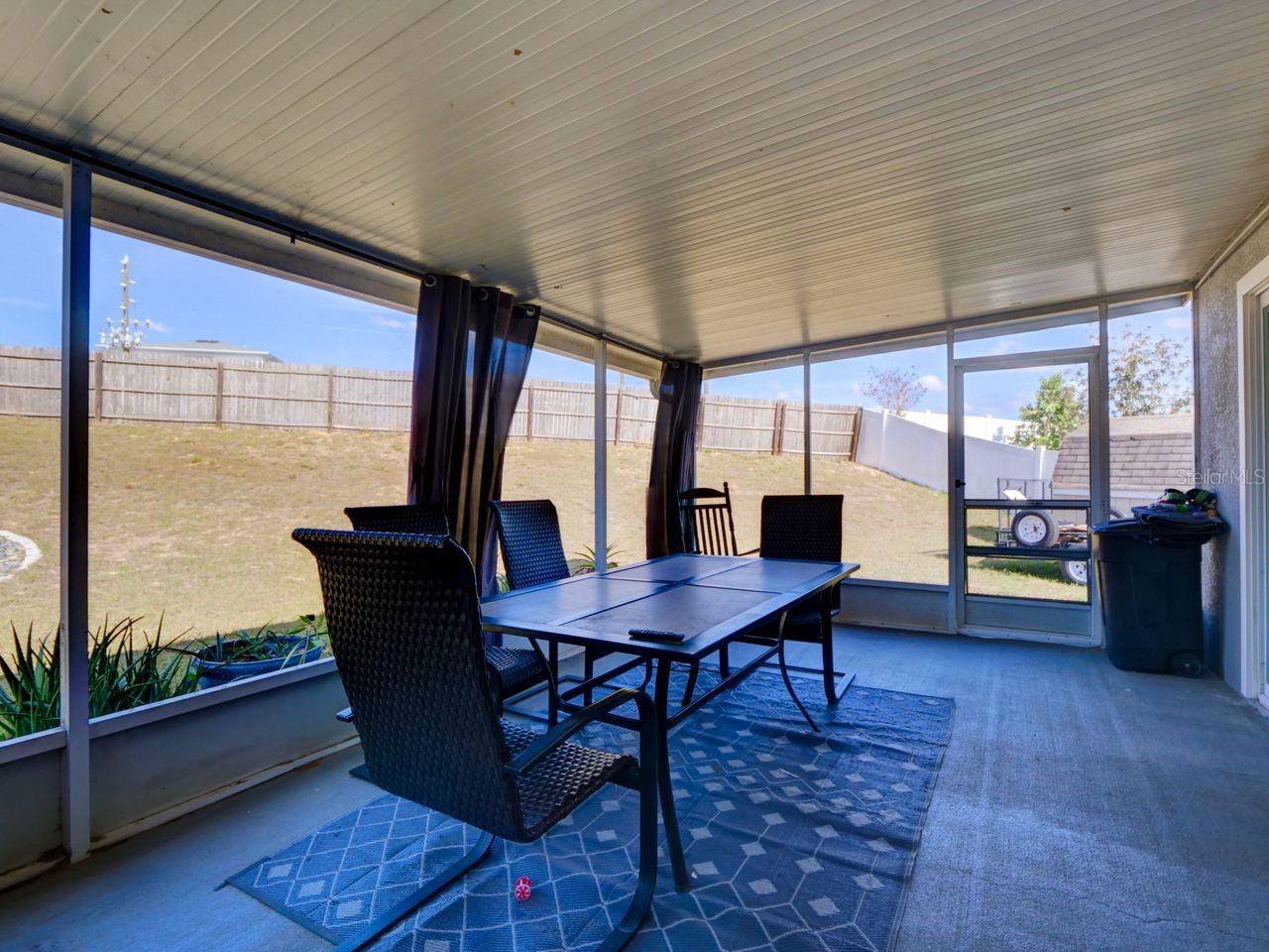 ROYAL RIDGE PH 01 - Residential