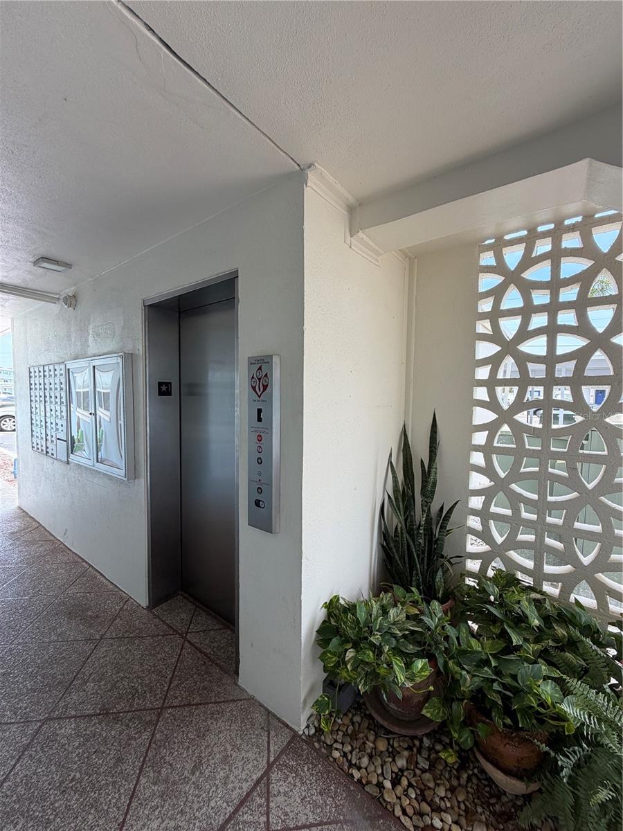 SYLVETTE CONDO - Residential