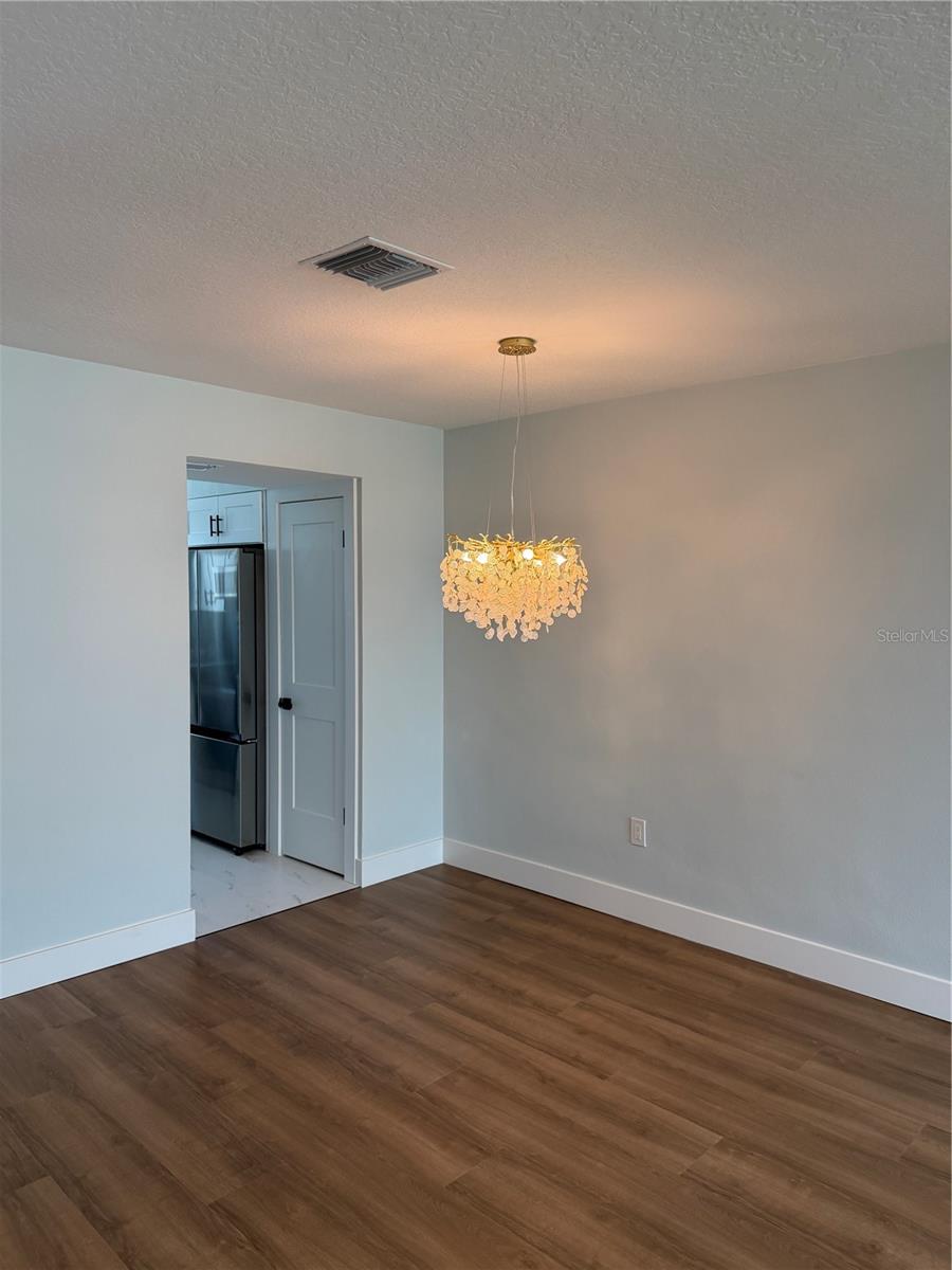 SYLVETTE CONDO - Residential