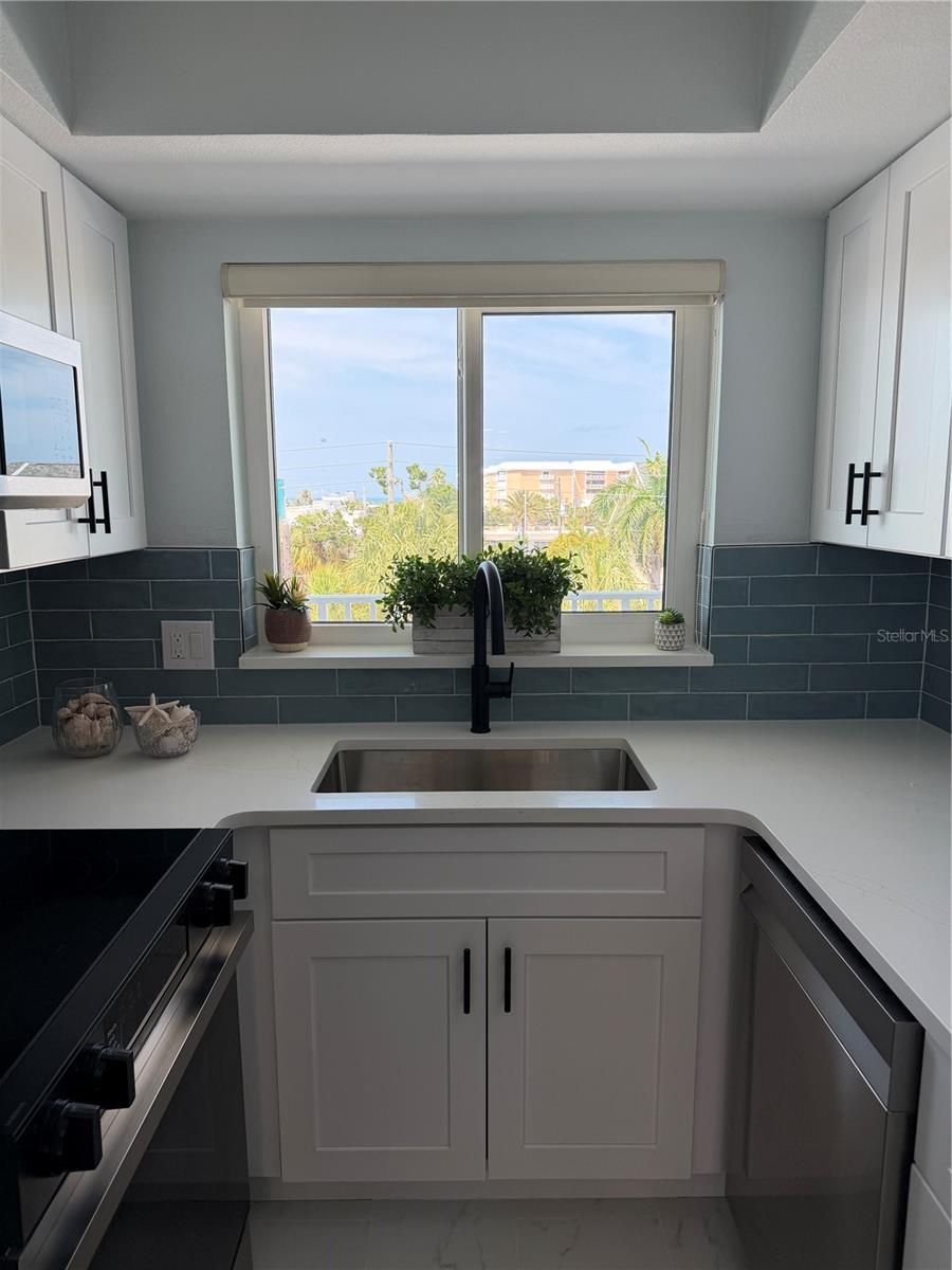 SYLVETTE CONDO - Residential